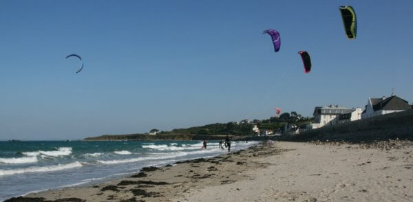 Kitesurfing sites around Plougasnou
